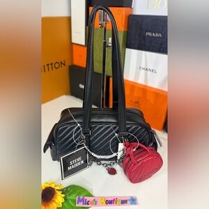 🔥SOLD🆕STEVE MADDEN🌼 Black Quilted Women's Bag